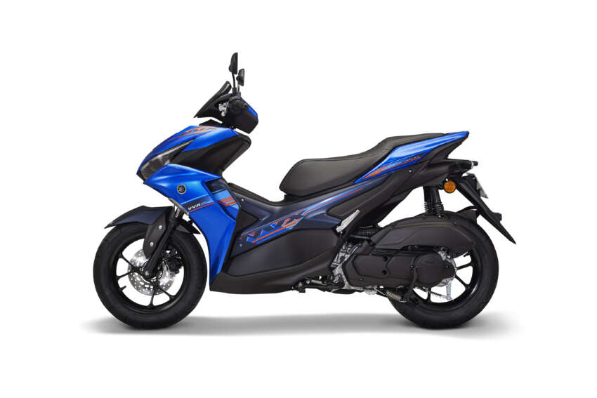 Yamaha NVX 155 — Cyan — аренда в Нячанге, Аренда байков