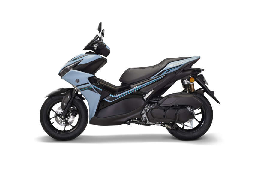 Yamaha NVX 155 — Cyan — аренда в Нячанге, Аренда байков